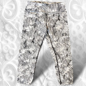 Calvin Klein Performance Quick Dry Grey Capri Leggings Size S